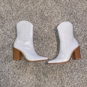 LULUS booties - size 7.5